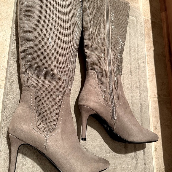 Women's Classic Pointed Toe, size 5.5 I think it fits 6.5 size - Picture 4 of 11